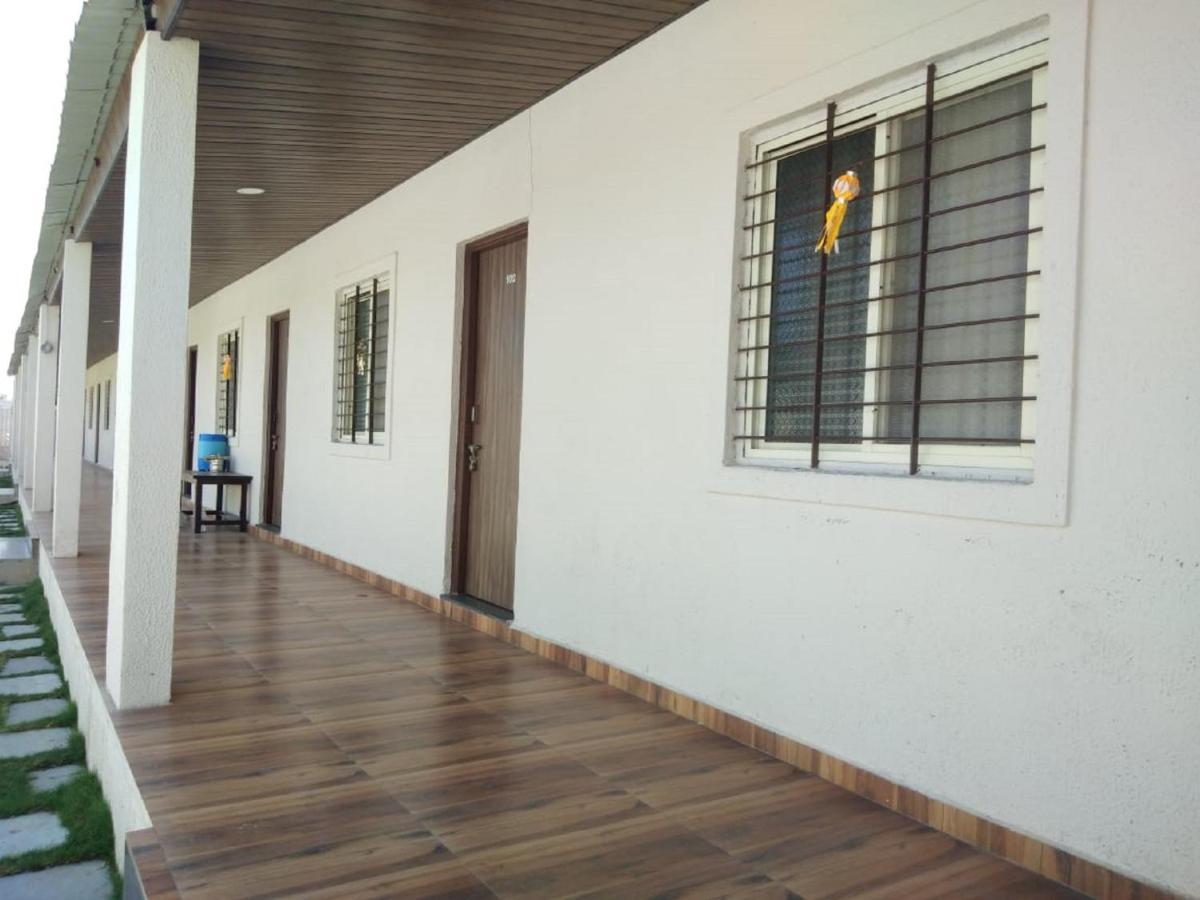 Hotel Krishna Exotica Ahmednagar Εξωτερικό φωτογραφία
